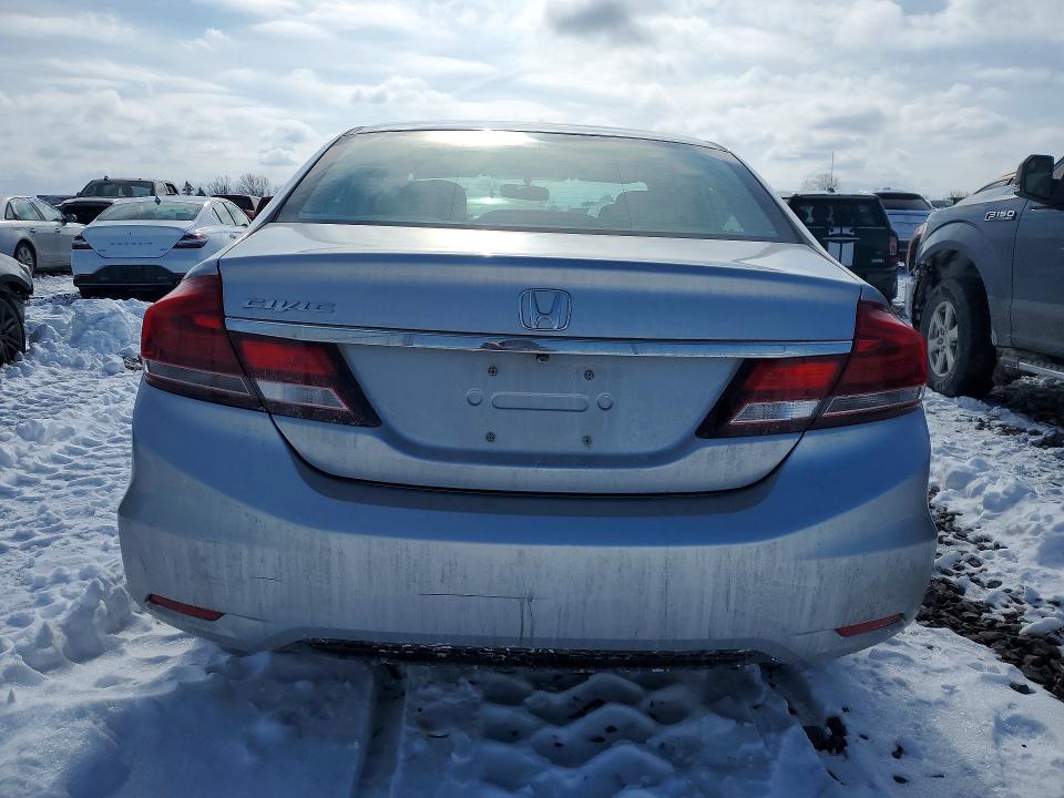 Photo 6 from auction – 2015 HONDA CIVIC with VIN 19XFB2F70FE087077