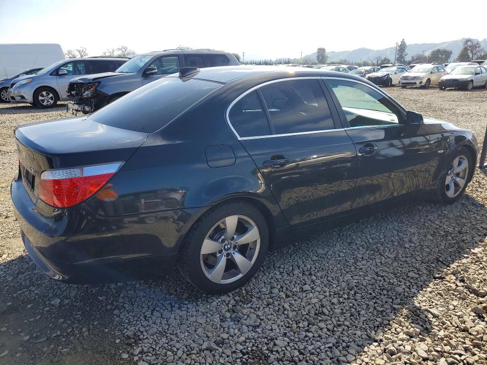 Photo 3 from auction – 2006 BMW 530 I with VIN WBANE73566CM40896