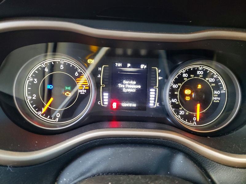 Zdjęcie 9 z aukcji – 2017 JEEP CHEROKEE z VIN 1C4PJMCBXHW638412