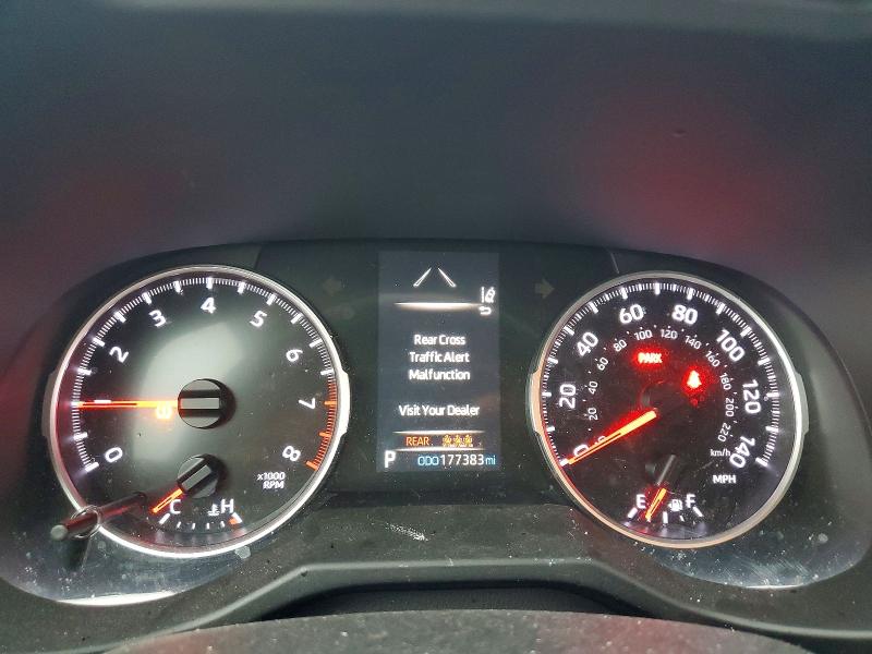 Photo 9 from auction – 2021 TOYOTA RAV4 with VIN 2T3W1RFV3MC125477