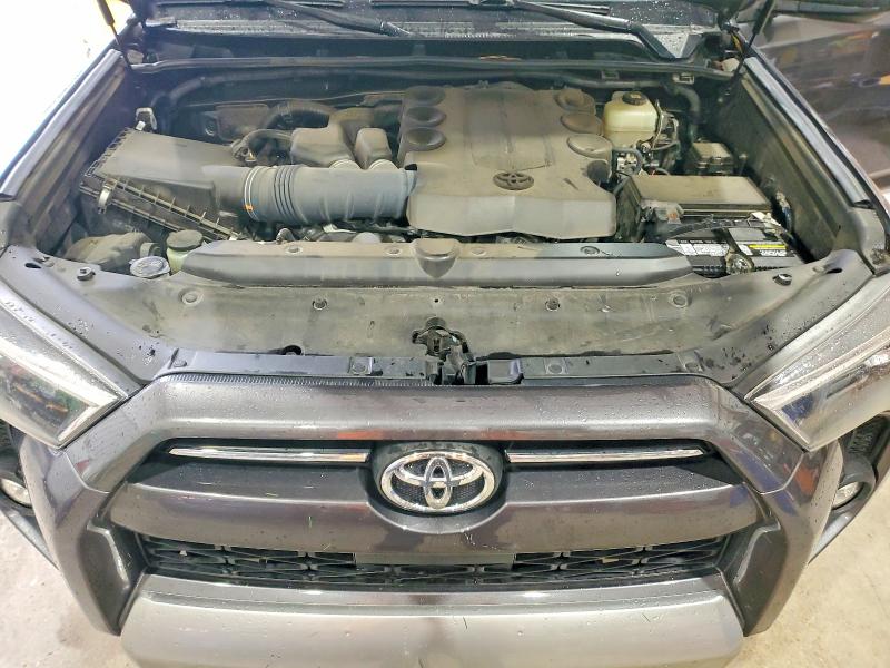 Photo 12 from auction – 2022 TOYOTA 4RUNNER SR with VIN JTEPU5JR2N6014995