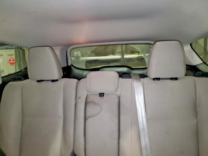 Photo 10 from auction – 2017 FORD ESCAPE with VIN 1FMCU0GD4HUC08246