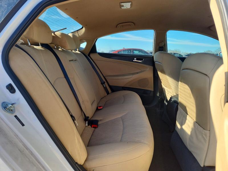 Photo 10 from auction – 2013 HYUNDAI SONATA with VIN 5NPEB4AC5DH800673