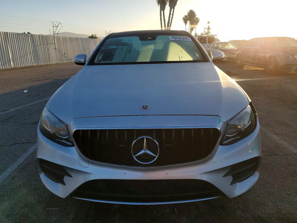 Photo 5 from auction – 2018 MERCEDES-BENZ E with VIN WDDZF4JB7JA310998