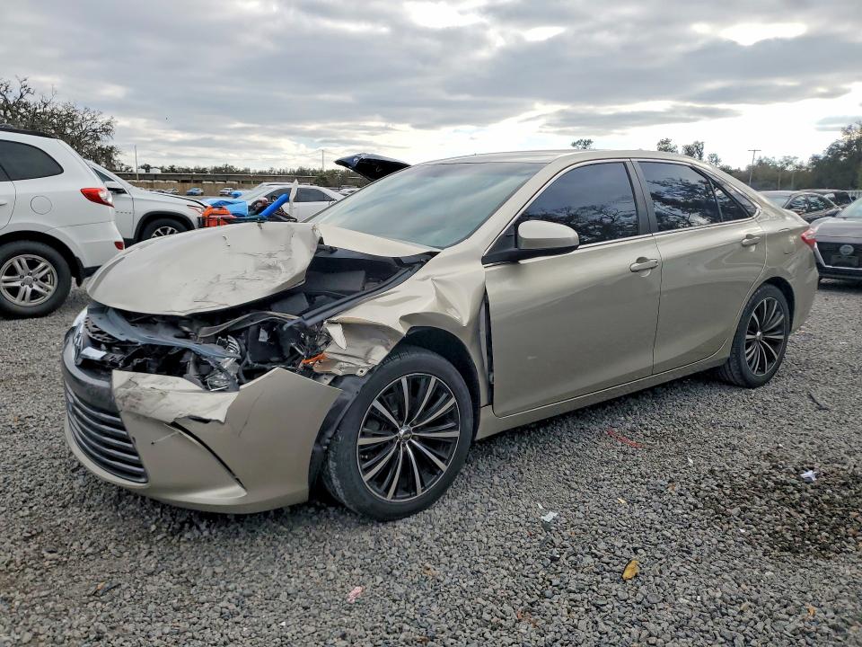 TOYOTA CAMRY LE 2016 with VIN 4T1BF1FK1GU165821 - Photo from auction