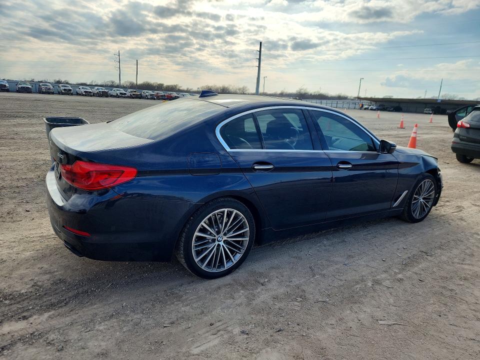 Photo 3 from auction – 2017 BMW 540 with VIN WBAJE5C32HWA92150