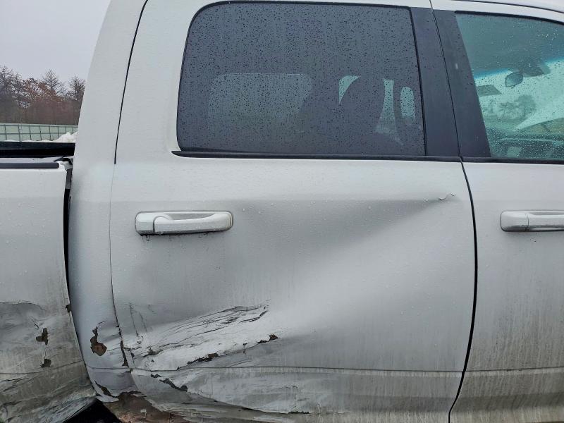Photo 10 from auction – 2021 RAM 1500 CLASSIC with VIN 1C6RR7LG3MS541480