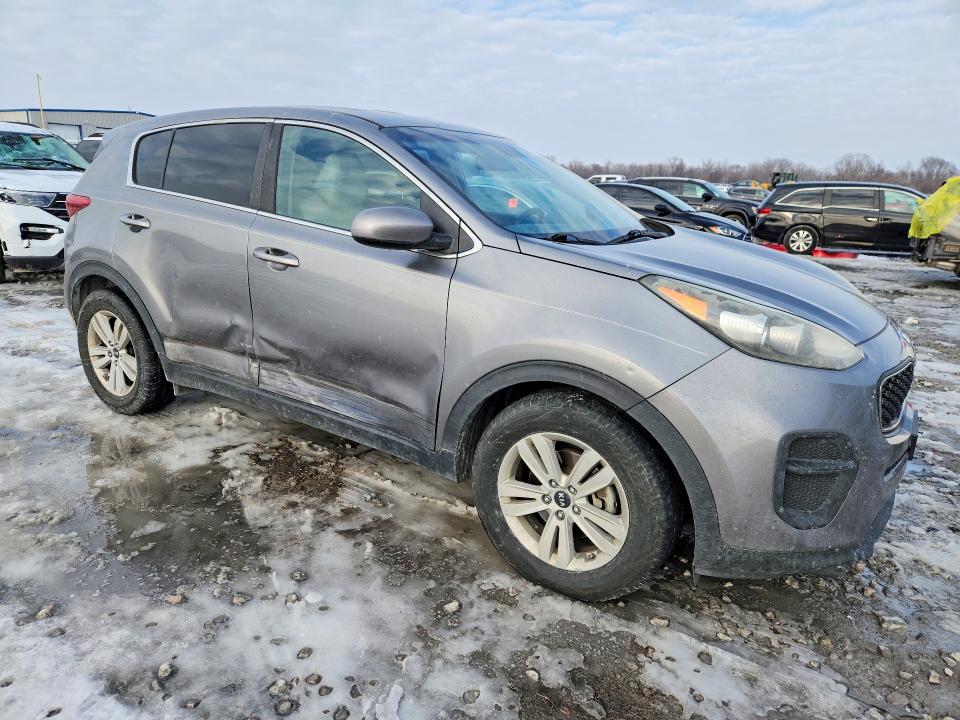 Photo 4 from auction – 2017 KIA SPORTAGE with VIN KNDPM3AC7H7096919