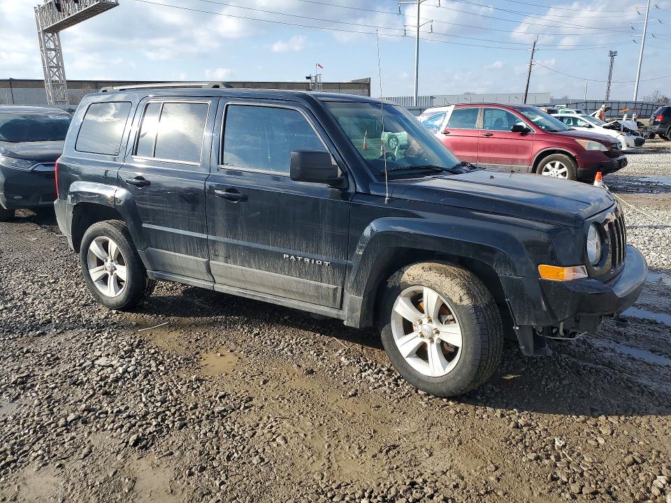 Photo 4 from auction – 2013 JEEP PATRIOT with VIN 1C4NJRFB2DD140629