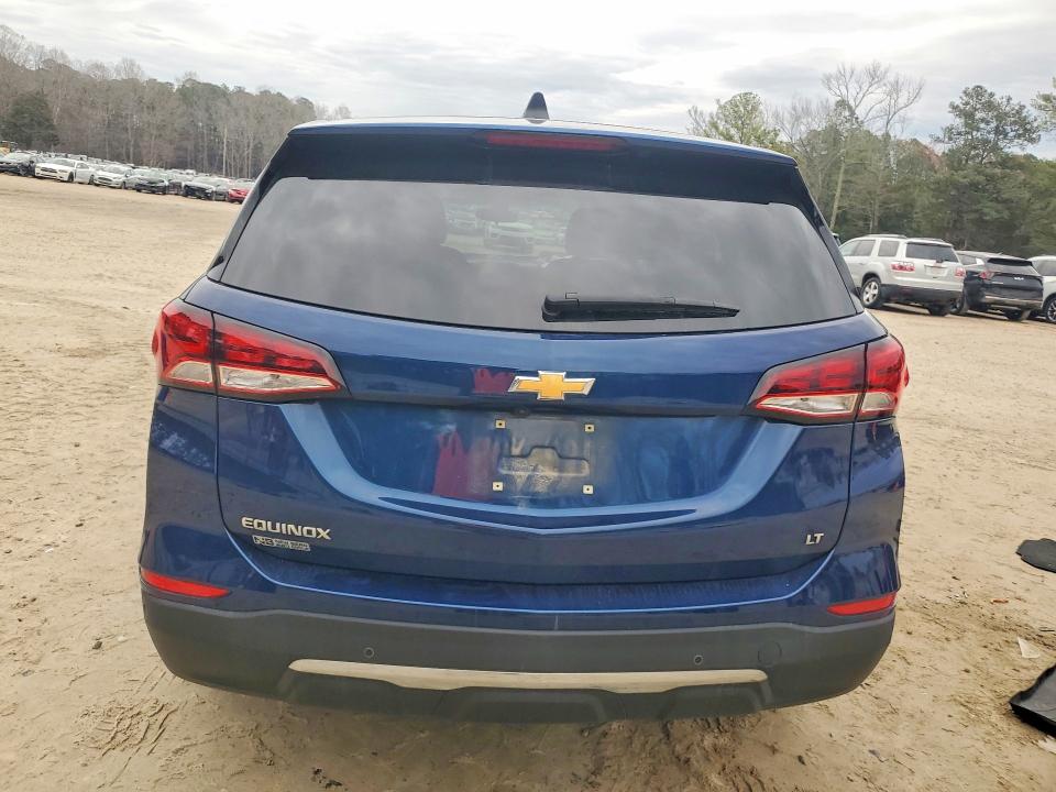 Photo 6 from auction – 2022 CHEVROLET EQUINOX with VIN 3GNAXKEV8NL281157