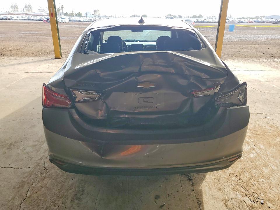 Photo 6 from auction – 2020 CHEVROLET MALIBU with VIN 1G1ZD5ST6LF100517
