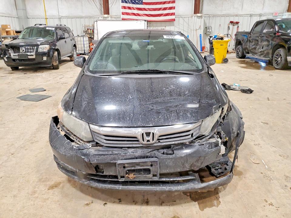 Photo 5 from auction – 2012 HONDA CIVIC with VIN 2HGFB2F88CH309228