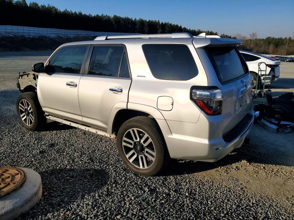Photo 2 from auction – 2022 TOYOTA 4RUNNER with VIN JTEDU5JR3N5277716