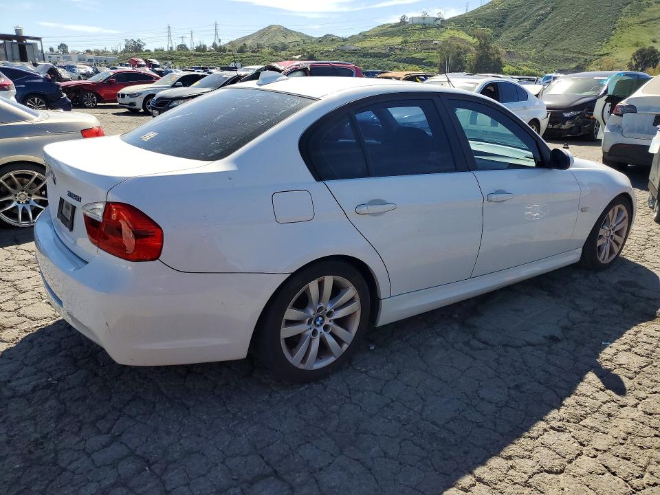 Photo 3 from auction – 2008 BMW 328 with VIN WBAVC53538FZ87619