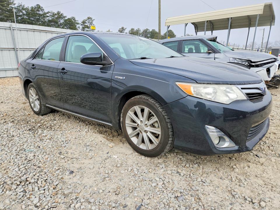 Photo 4 from auction – 2012 TOYOTA CAMRY HYBR with VIN 4T1BD1FK3CU061525
