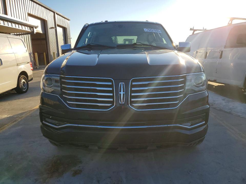 Photo 5 from auction – 2015 LINCOLN NAVIGATOR with VIN 5LMJJ2JT3FEJ08090