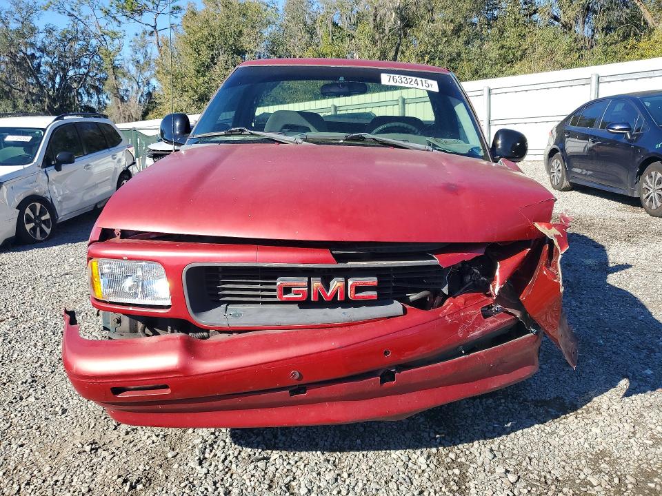 Photo 5 from auction – 1996 GMC SONOMA with VIN 1GTCS1447T8515495