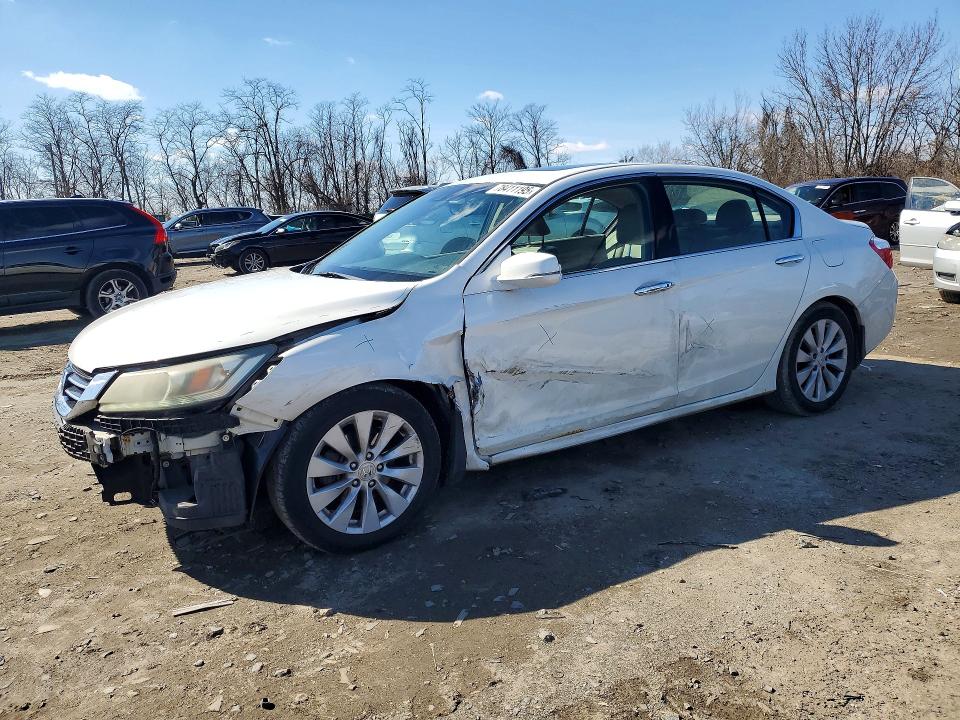 HONDA ACCORD 2013 with VIN 1HGCR3F84DA026393 - Photo from auction