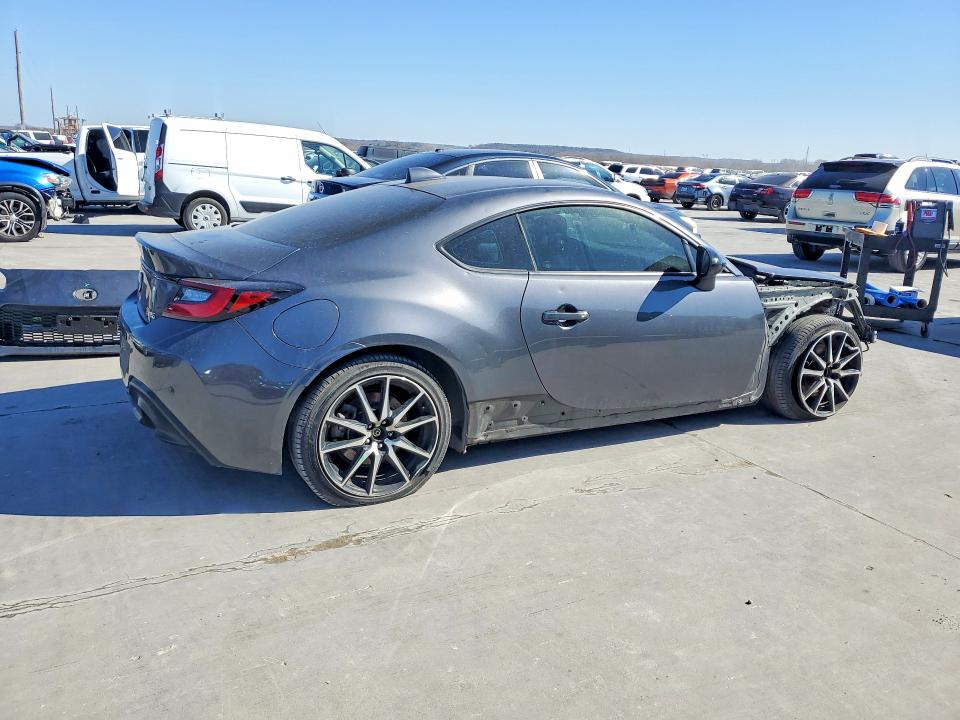 Photo 3 from auction – 2022 TOYOTA GR86 with VIN JF1ZNBC10N8757164