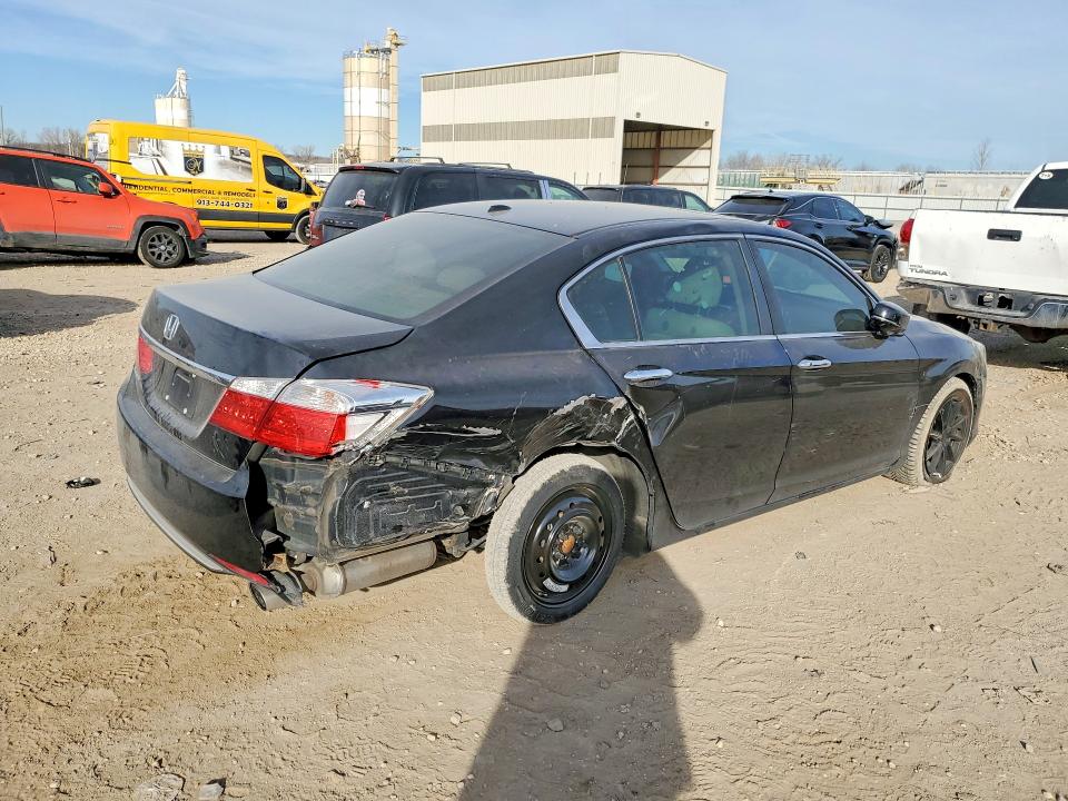 Photo 3 from auction – 2013 HONDA ACCORD EXL with VIN 1HGCR2F83DA142551