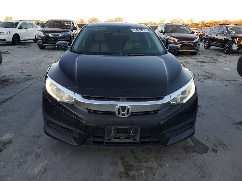 Photo 5 from auction – 2017 HONDA CIVIC EX with VIN 19XFC2F74HE058956