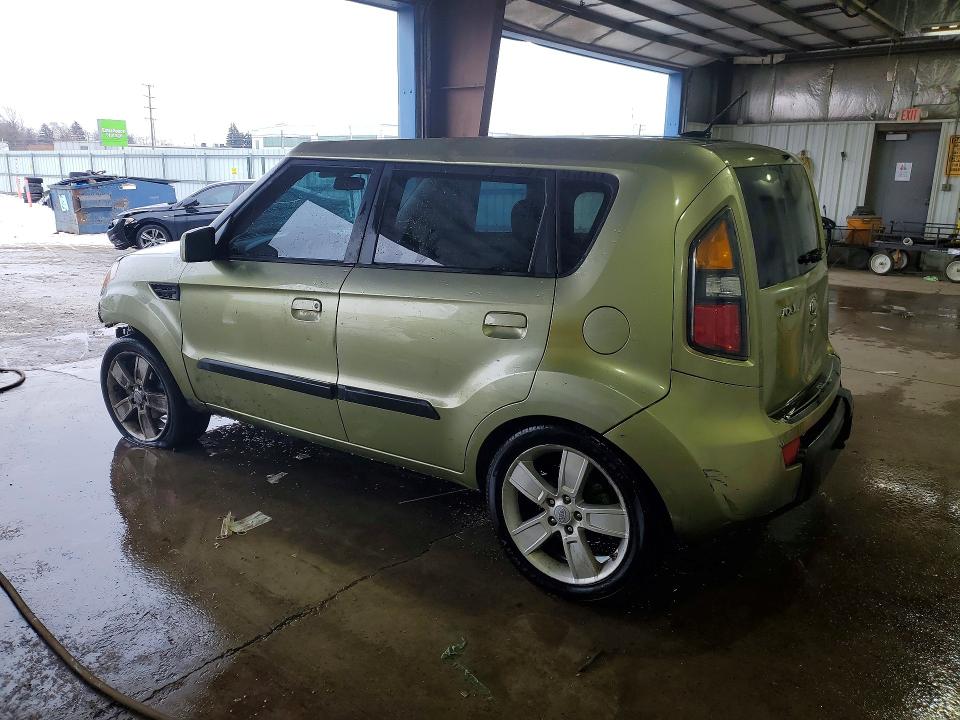 Photo 2 from auction – 2010 KIA SOUL with VIN KNDJT2A28A7144427
