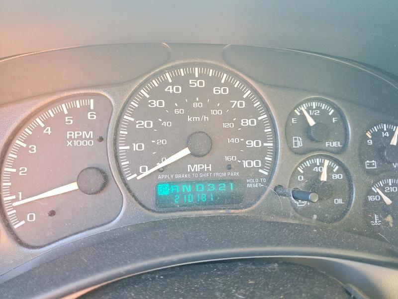 Photo 9 from auction – 2002 CHEVROLET SILVERADO with VIN 2GCEC19V521101592