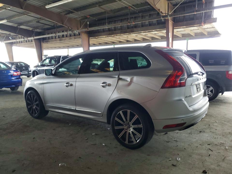 Photo 2 from auction – 2016 VOLVO XC60 with VIN YV440MDK0G2830333