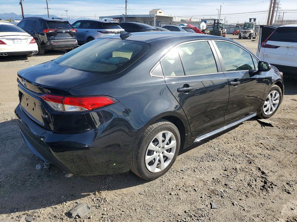 Photo 3 from auction – 2021 TOYOTA COROLLA with VIN JTDEPMAE4MJ174334