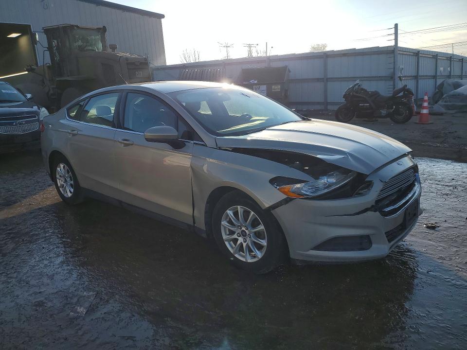 Photo 4 from auction – 2015 FORD FUSION S with VIN 3FA6P0G73FR150451
