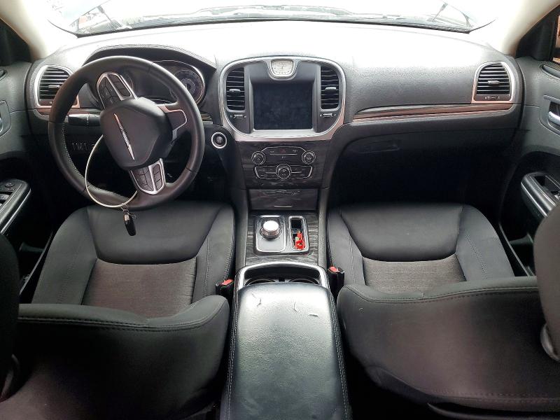 Photo 8 from auction – 2022 CHRYSLER 300 with VIN 2C3CCAAG7NH249280