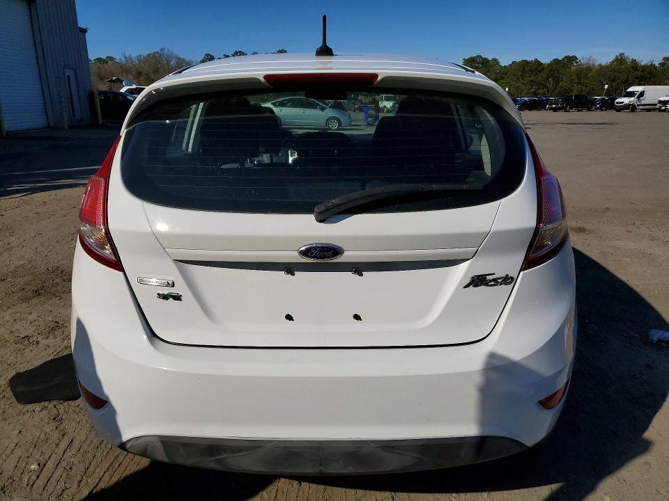 Photo 6 from auction – 2015 FORD FIESTA SE with VIN 3FADP4EE9FM140665