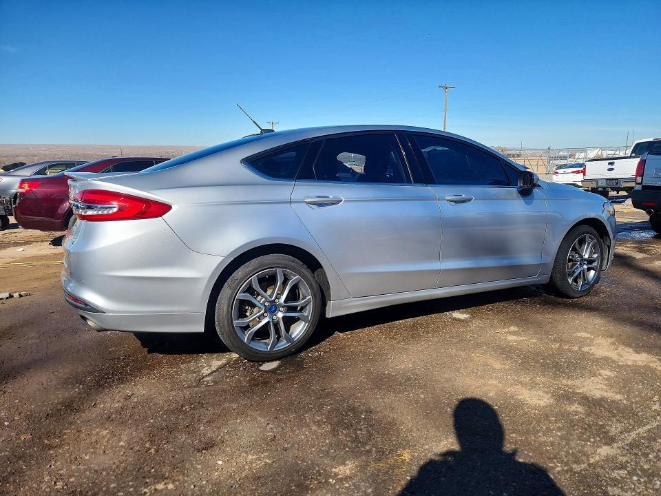 Photo 3 from auction – 2017 FORD FUSION with VIN 3FA6P0HD1HR274788