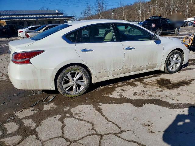 Photo 3 from auction – 2015 NISSAN ALTIMA with VIN 1N4AL3AP5FC119328