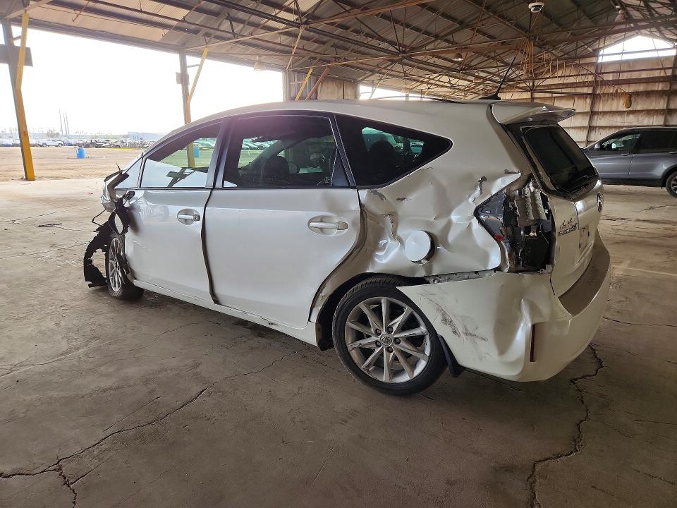 Zdjęcie 2 z aukcji – 2012 TOYOTA PRIUS V z VIN JTDZN3EU2C3028522