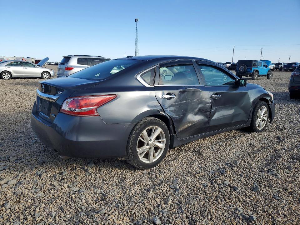 Photo 3 from auction – 2013 NISSAN ALTIMA with VIN 1N4AL3AP5DN464621
