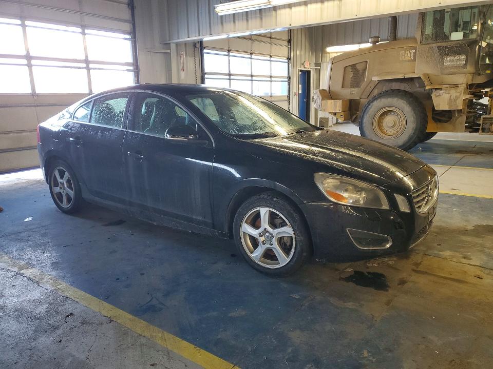 Photo 4 from auction – 2012 VOLVO S60 T5 with VIN YV1622FS7C2026512