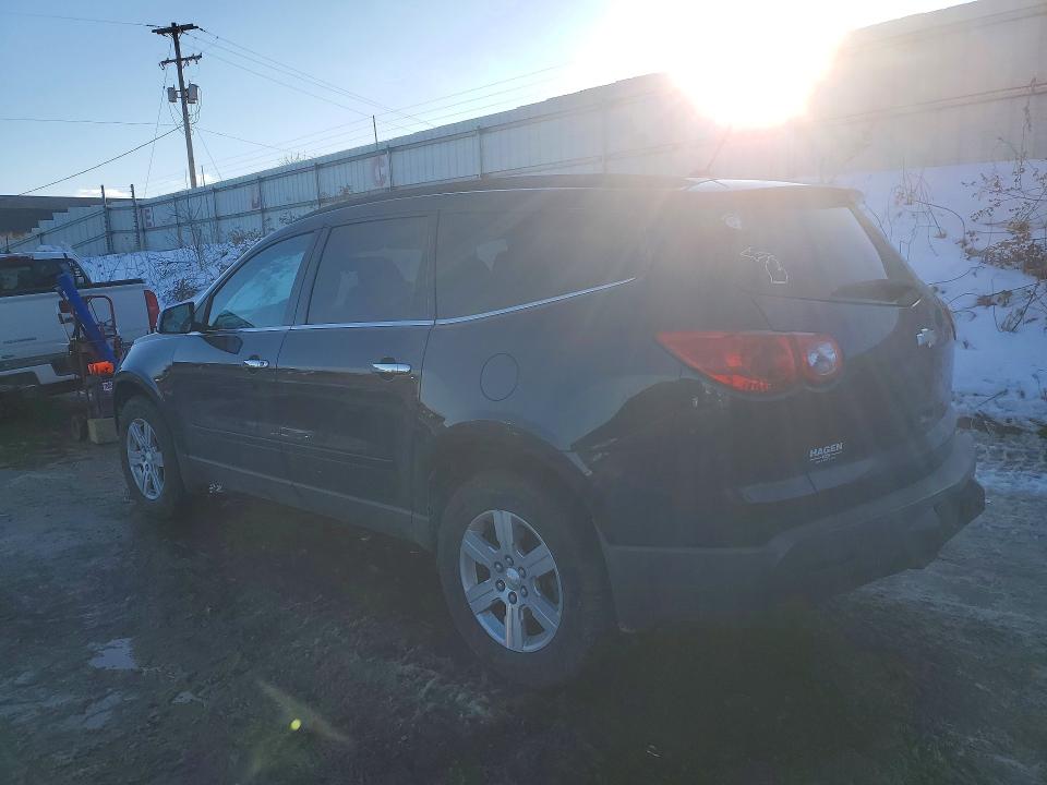 Photo 2 from auction – 2011 CHEVROLET TRAVERSE L with VIN 1GNKRGED4BJ383769