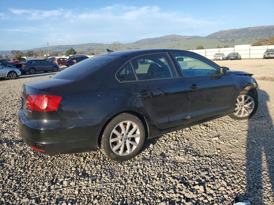 Photo 3 from auction – 2012 VOLKSWAGEN JETTA with VIN 3VWDP7AJ2CM343226