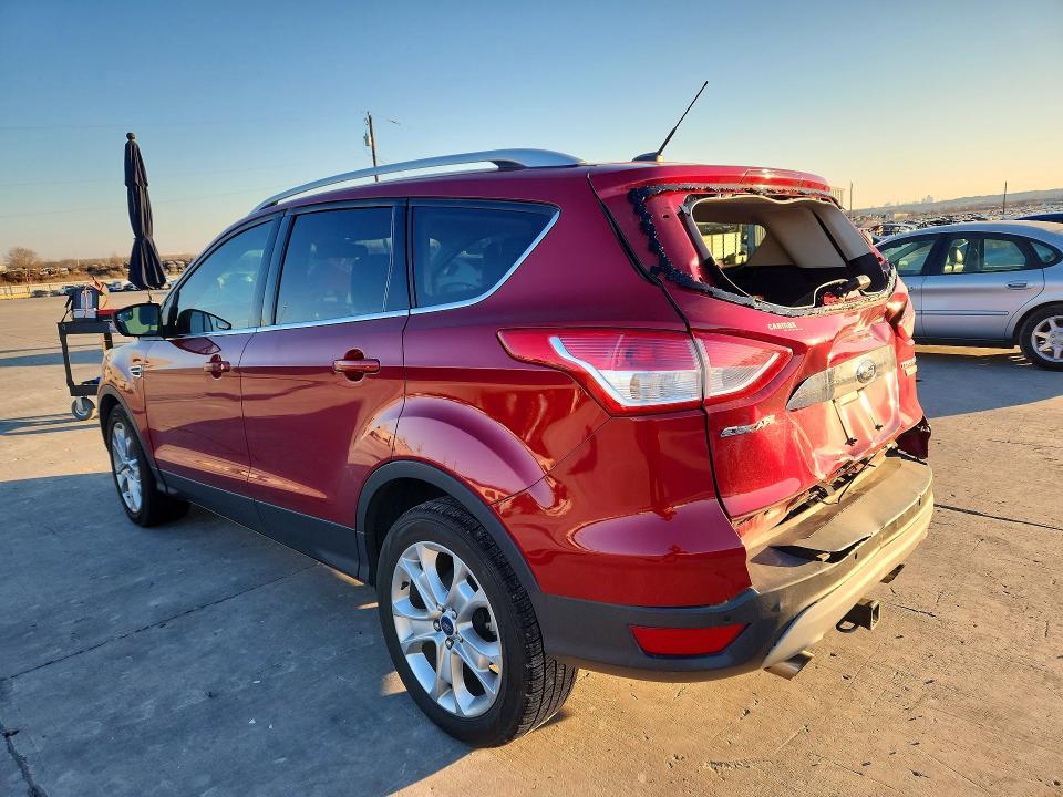 Photo 2 from auction – 2015 FORD ESCAPE with VIN 1FMCU0JX2FUA51557