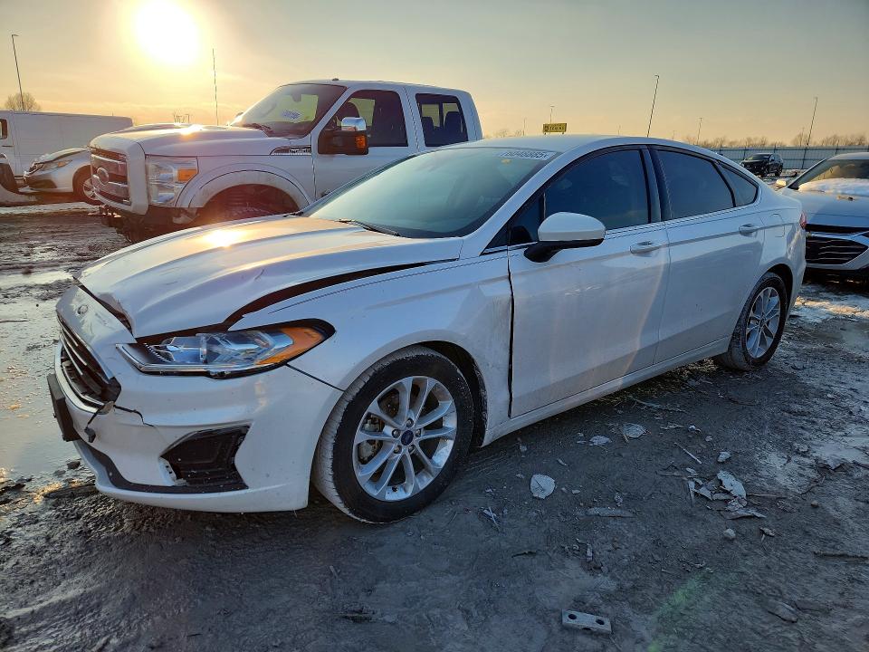 FORD FUSION 2020 z numerem VIN 3FA6P0HD4LR199030 - Zdjęcie z aukcji