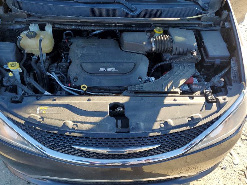 Photo 12 from auction – 2018 CHRYSLER PACIFICA T with VIN 2C4RC1BG8JR185968