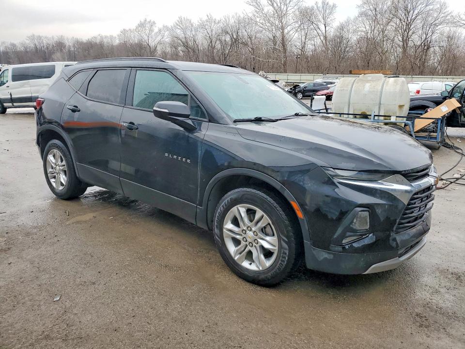 Photo 4 from auction – 2020 CHEVROLET BLAZER with VIN 3GNKBCRS0LS718693