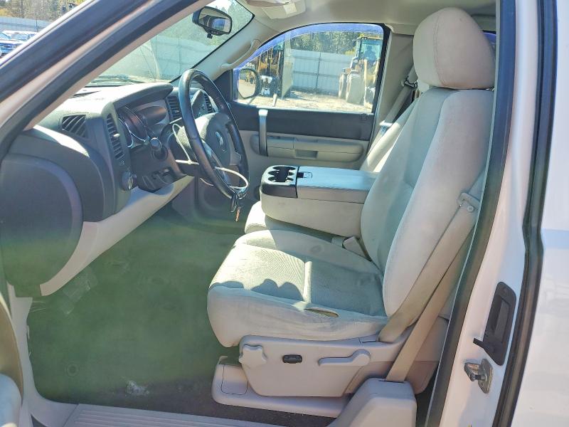 Photo 7 from auction – 2009 CHEVROLET SILVERADO with VIN 1GCEC29069Z201504