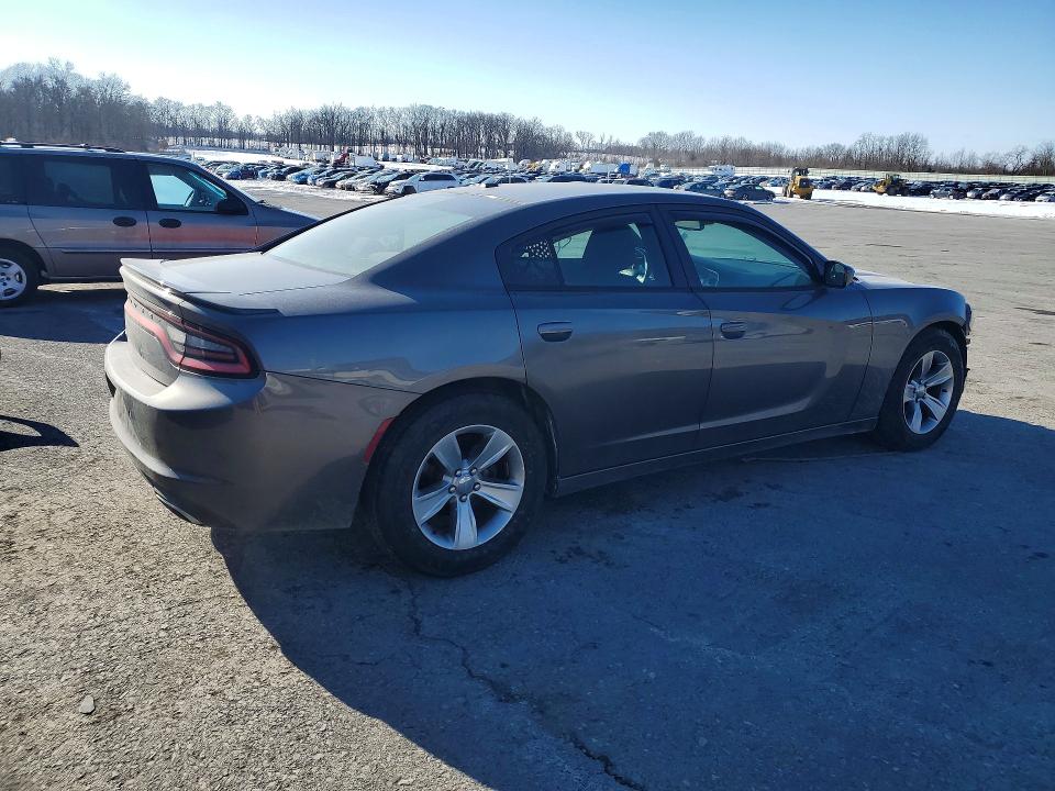 Photo 3 from auction – 2015 DODGE CHARGER SE with VIN 2C3CDXBG4FH735545