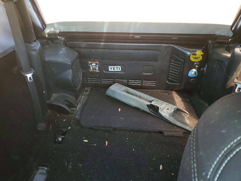 Photo 10 from auction – 2014 JEEP WRANGLER with VIN 1C4BJWCG3EL219736