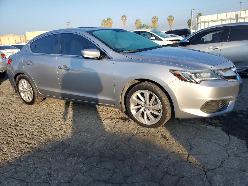 Photo 4 from auction – 2017 ACURA ILX PREMIU with VIN 19UDE2F72HA014959
