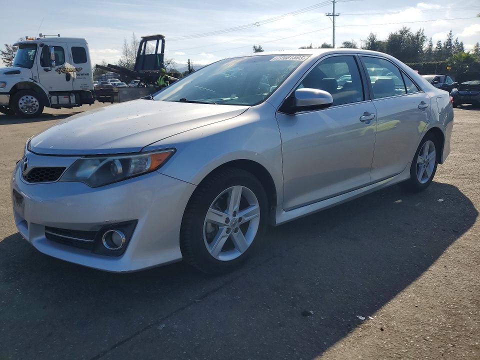 TOYOTA CAMRY 2012 z numerem VIN 4T1BF1FK3CU090503 - Zdjęcie z aukcji