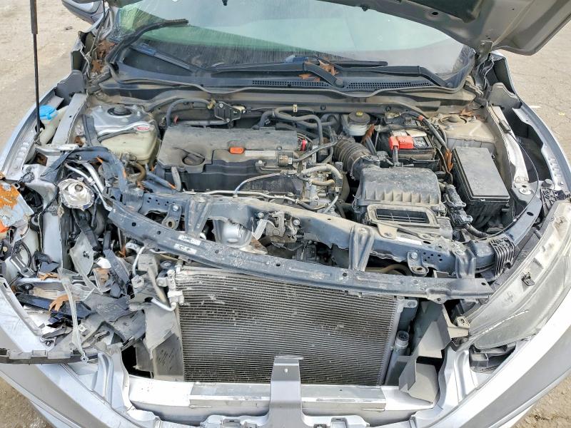 Photo 11 from auction – 2020 HONDA CIVIC with VIN 19XFC2F62LE204836