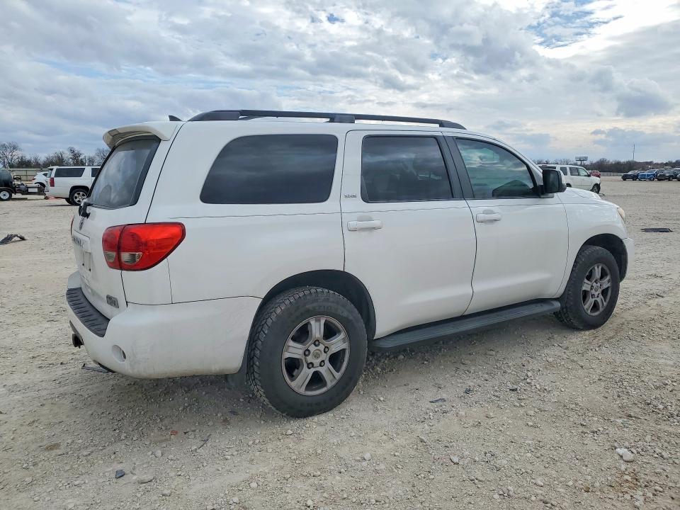 Photo 3 from auction – 2013 TOYOTA SEQUOIA with VIN 5TDZY5G11DS043695
